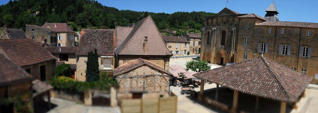 Les Songes De L'Abbaye Bed & Breakfast Cadouin Екстериор снимка