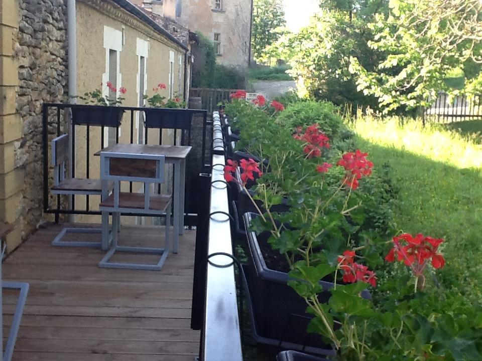 Les Songes De L'Abbaye Bed & Breakfast Cadouin Екстериор снимка